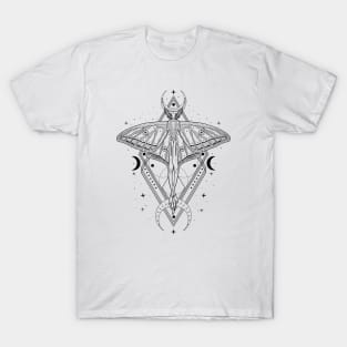 Spanish Luna Moth - Graellsia isabellae T-Shirt